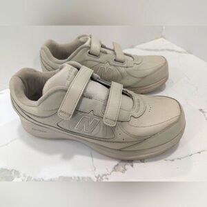 New Balance 577 Men's Walking leather Shoes Bone Velcro straps size 12